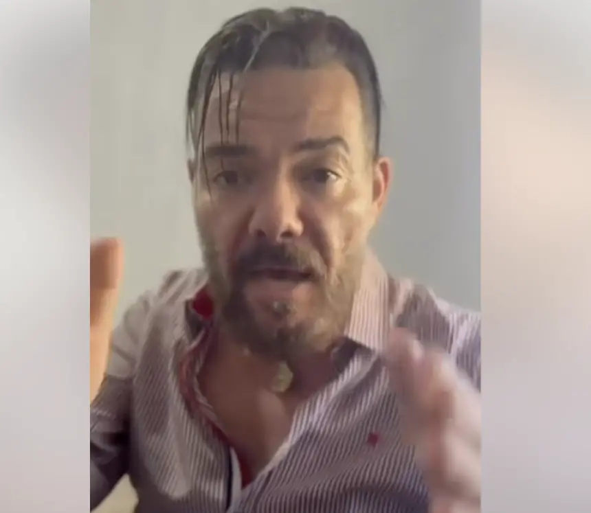 الميلودي يتحدث عن حادث سقوط منصته في مهرجان ضواحي شفشاون وحقيقة إكمال السهرة في منزل  العامل